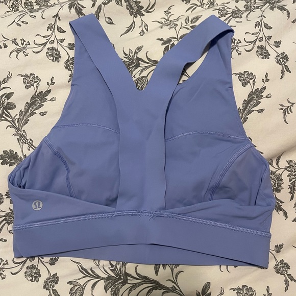 Lululemon Fast and Free Sports Bra - Picture 5 of 9